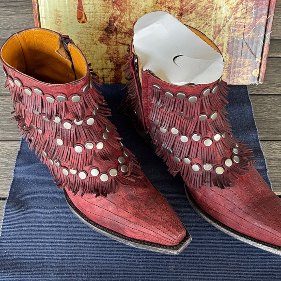 Old Gringo Shoes - NWB Old Gringo Burgundy Medusa Fringe Ankle Boots 9B